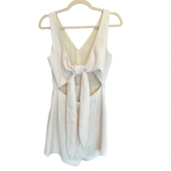 Wilfred Aritzia Ecoulement Tie Romper Ivory 2 Contemporary Minimal Quiet Luxury - Picture 2 of 5